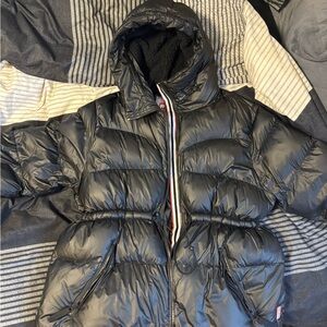 Hunter Black Puffer Jacket with Fleece Lining